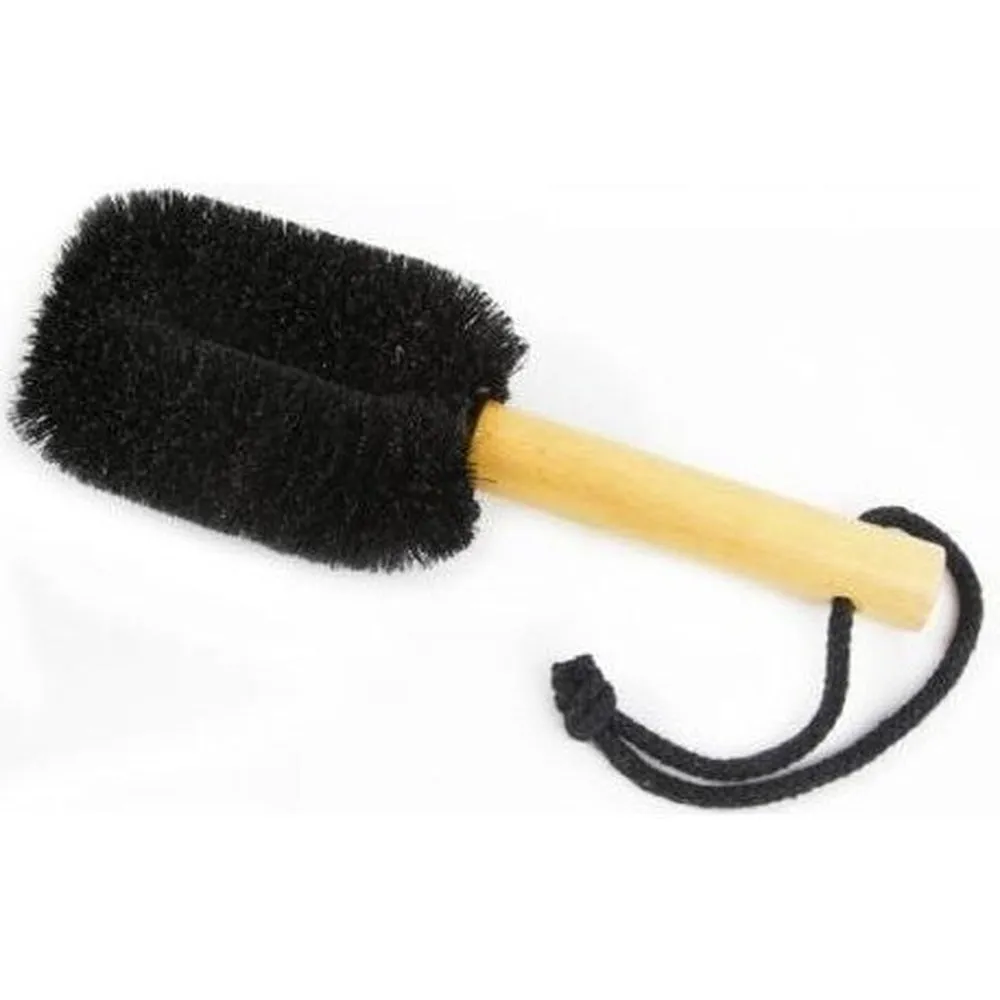 Eco Max Pet Brush - Coconut Fibre with Wood Handle